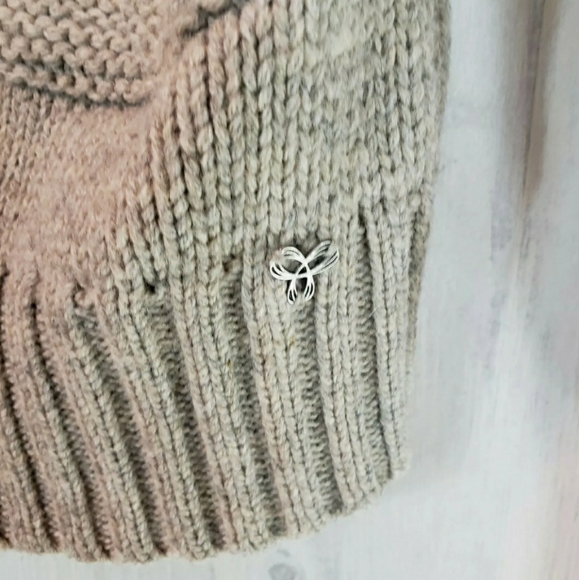 Aritzia Tna Small Cowichan Sea To Sky Sweater - Picture 6 of 9